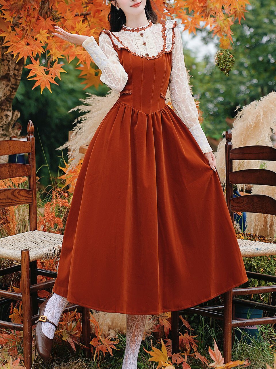 50s Retro Brown Lace
