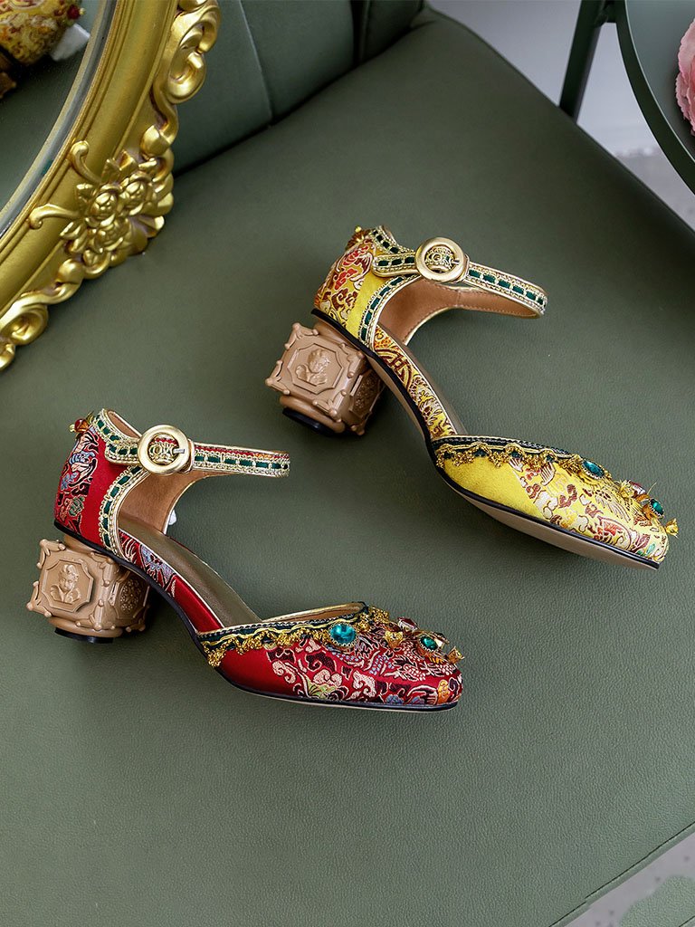 Luxurious Rhinestone Embroidery Floral Block Heel Ankle Strap Vintage Shoes