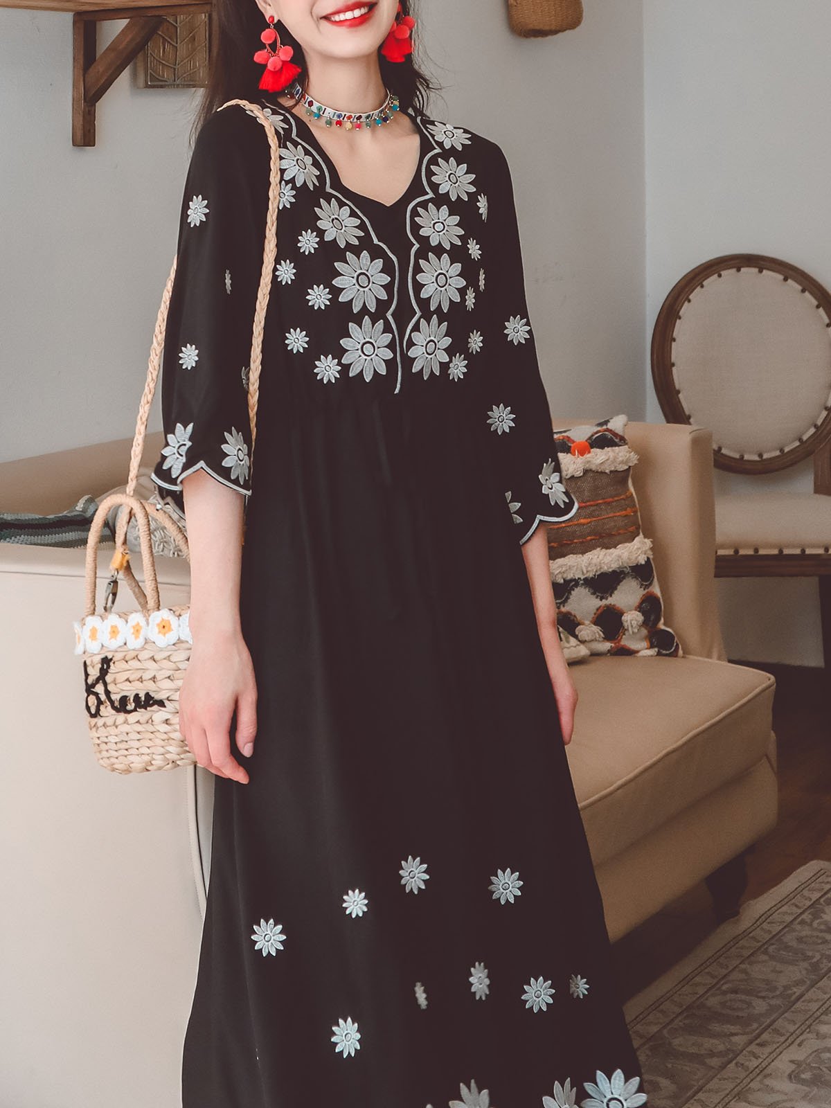 Jolly Vintage Embroidered Floral 3/4 Sleeves V Neck Boho Dress